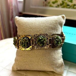 VINTAGE SIGNED SOLID COPPER GOLD TONE MULTI PANEL BRACELET GREEN AGATE CHIPS